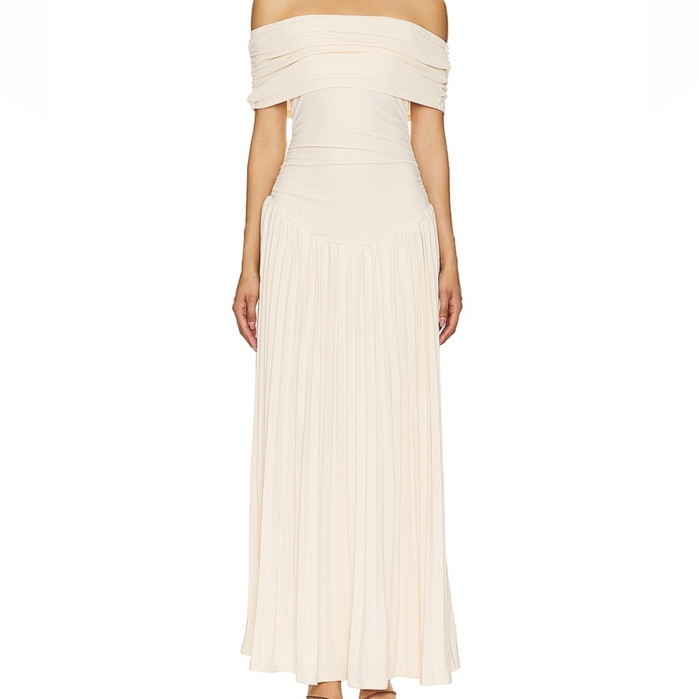 Lioness field of dreams dress in oatmeal
